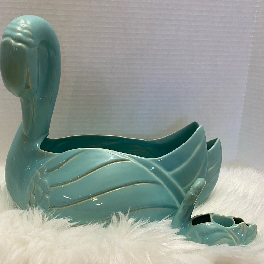 Vintage Pacific Pottery 10.5" Swan #857, Matte Green Glaze